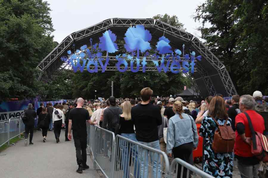 Allmän vy över scenen på Way Out West-festivalen i Göteborg, Sverige.
